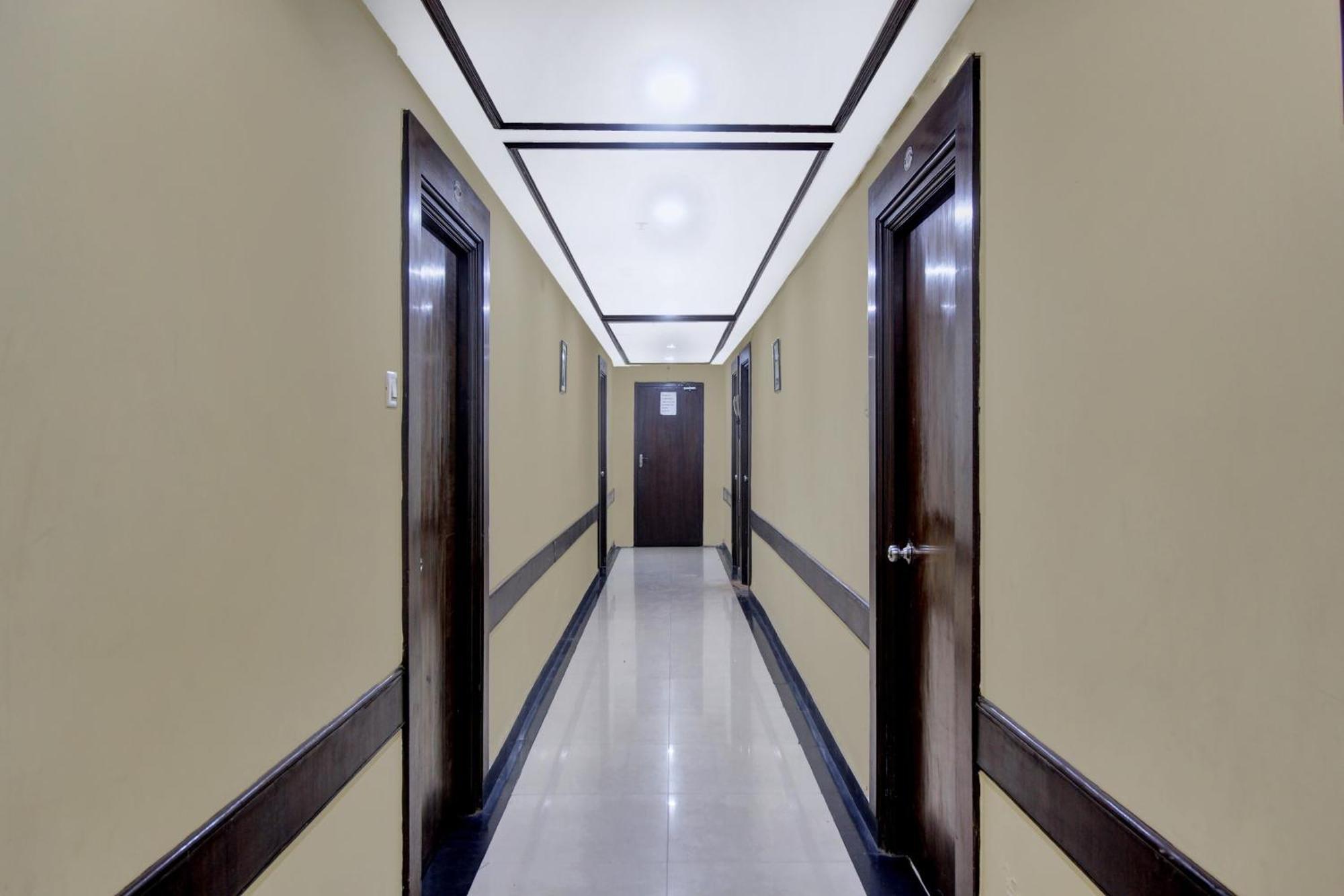 Hotel Townhouse The Grand Plaza Hyderabad Exterior foto